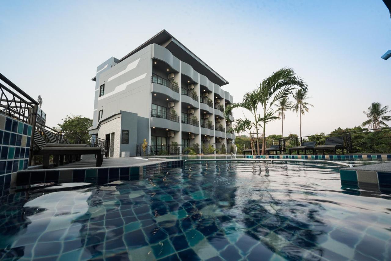 Little Loft Hotel Phuket Zewnętrze zdjęcie